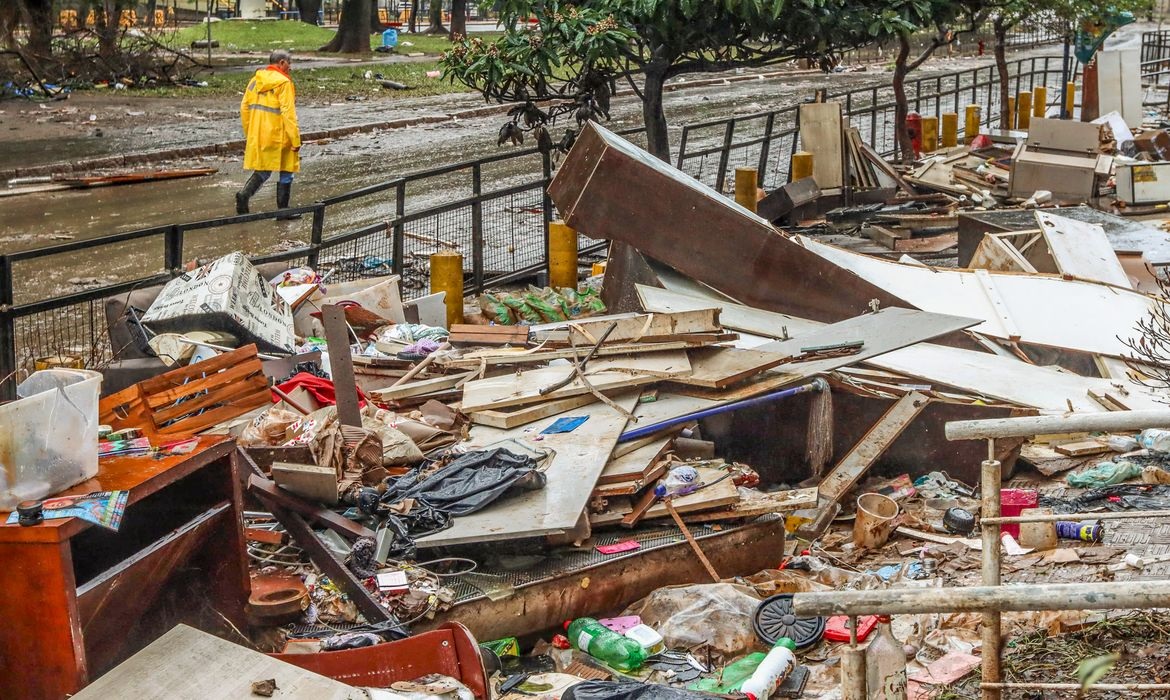 LIXO: Brasil gerou mais de 40 mil toneladas de resíduos de construção