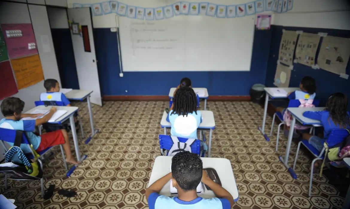 Estado de São Paulo lidera ranking de escolas com pendências no PDDE