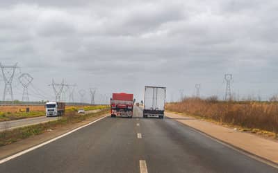 Tabela mínima de frete é inconstitucional e eleva preços para consumidores, alerta CNI